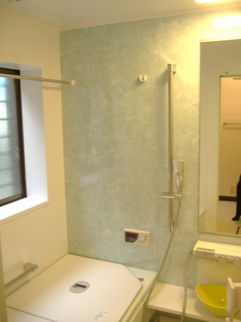 床タイル貼りのユニットバスからのTOTO　サザナ1616へ